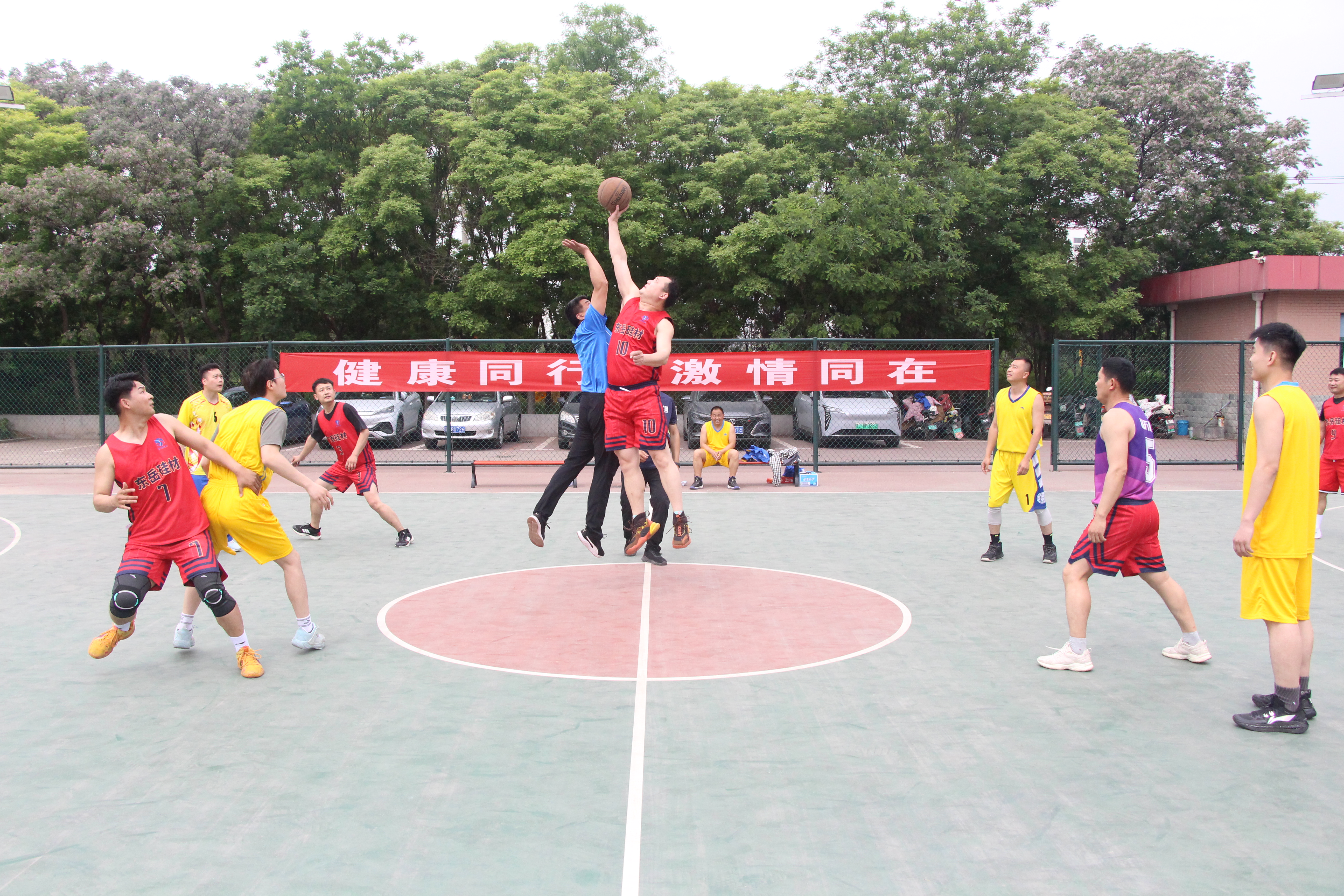 躍動(dòng)你我，活力東岳！東岳2025春季職工運(yùn)動(dòng)會(huì)拼搏精神閃耀